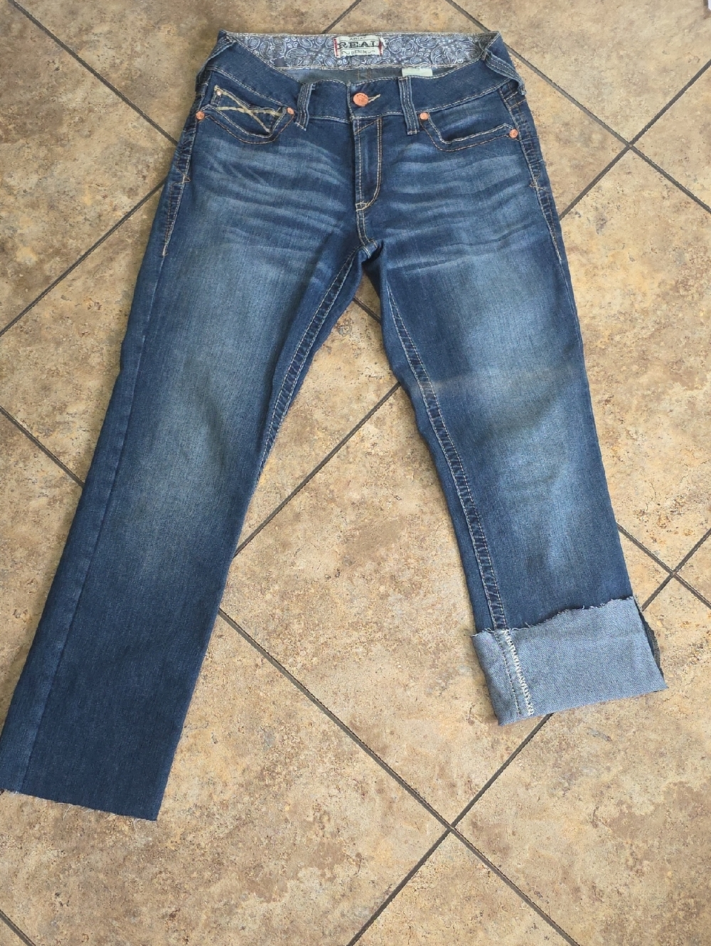 ARIAT Indigo Blue Cropped Jeans with Raw Cuff